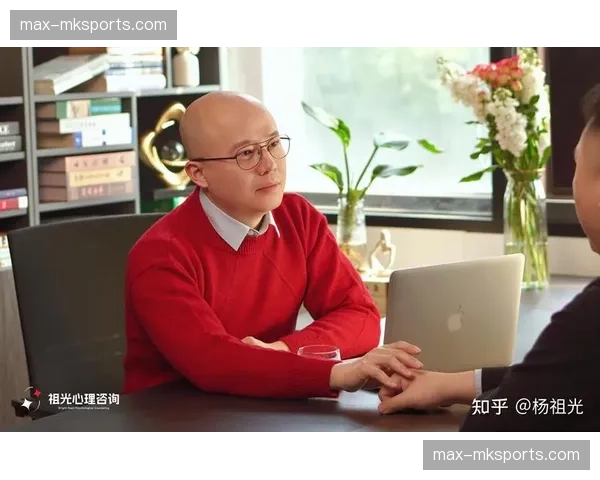 德甲菲利普·萨吉奥格鲁担任执行副总裁负责公关传播